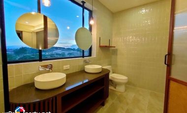 for sale modern house with 4 bedroom plus 3 parking in mandaue cebu