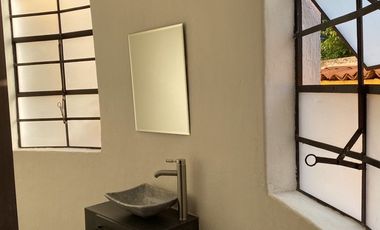 Casa en renta, ideal para negocio!! o casa habitación. En el centro Cuernavaca!!!