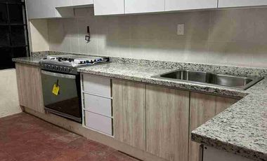 Casa en renta, ideal para negocio!! o casa habitación. En el centro Cuernavaca!!!