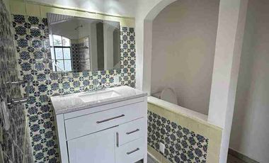 Casa en renta, ideal para negocio!! o casa habitación. En el centro Cuernavaca!!!