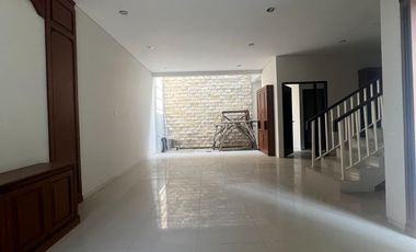 House For Sale! Luxury House in Hyarta EcoVillage with 4 Bedrooms