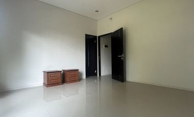 House For Sale! Luxury House in Hyarta EcoVillage with 4 Bedrooms