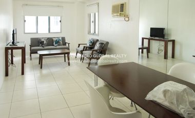 For Rent: 3 Bedroom in Penhurst Parkplace, BGC, Taguig | PHPX009