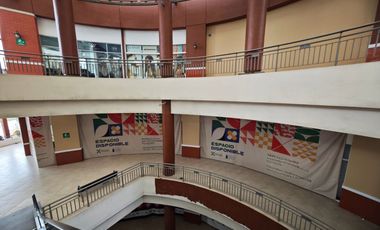 LOCAL COMERCIAL EN RENTA EN ZONA ESMERALDA