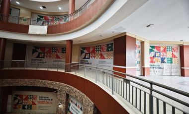 LOCAL COMERCIAL EN RENTA EN ZONA ESMERALDA