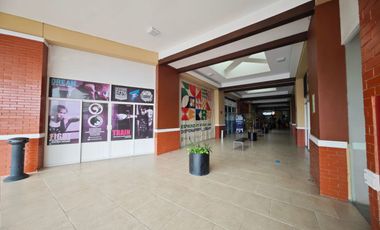 LOCAL COMERCIAL EN RENTA EN ZONA ESMERALDA