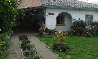 Casa Campestre Delicias Norte en  Chia, c.v. 1848