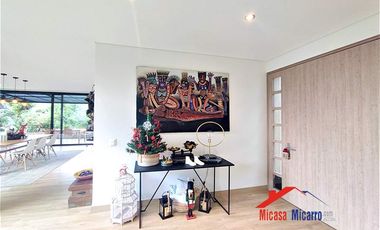 Casa en Venta en Macadamia del Rio La Calera