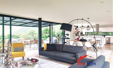 Casa en Venta en Macadamia del Rio La Calera