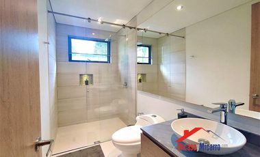 Casa en Venta en Macadamia del Rio La Calera
