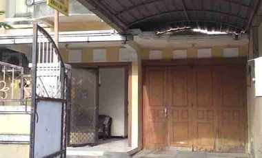 Jual / Sewa mana yang lebih dulu*

Rumah 2 lantai siap huni di Kutisari Utara, dekat UK Petra