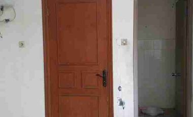 Jual / Sewa mana yang lebih dulu*

Rumah 2 lantai siap huni di Kutisari Utara, dekat UK Petra