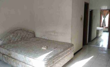 Jual / Sewa mana yang lebih dulu*

Rumah 2 lantai siap huni di Kutisari Utara, dekat UK Petra