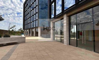 LOCAL COMERCIAL EN ARRIENDO – PARQUE EMPRESARIAL - MACHALI