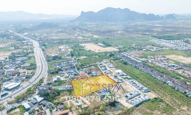 Land for sale at Cha Am town, 7 Rai 65 sqwah (11460 sq.m,) price 3.9 Million Baht per Rai