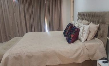 Samborondon. Villa Amoblada en renta, con Piscina y Vista a Lago