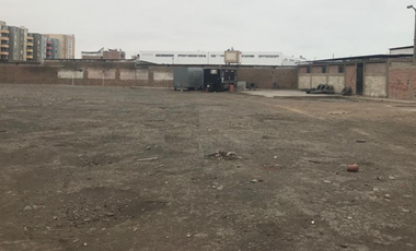 LOTE ESTRATEGICAMENTE UBICADO EN PASAJE SAN BASILIO SURCO