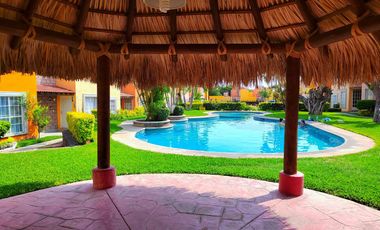 CASA EN VENTA LA CAMPIÑA TETECALITA CERCA DE CHICONCUAC MORELOS CON ALBERCA