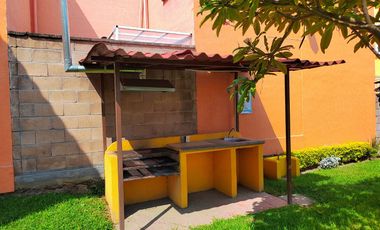 CASA EN VENTA LA CAMPIÑA TETECALITA CERCA DE CHICONCUAC MORELOS CON ALBERCA