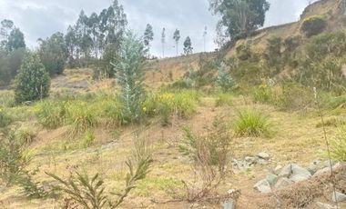 Oportunidad terreno en venta 8.000m2 con frente a la Autopista Descanso - Azogues