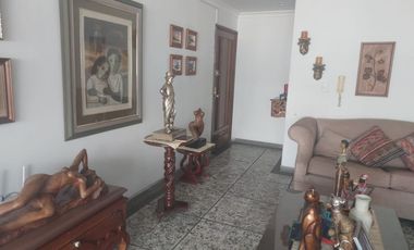 VENTA APTO PISO 23- TORRE ARISTI - EXCELENTE Y HERMOSA VISTA.