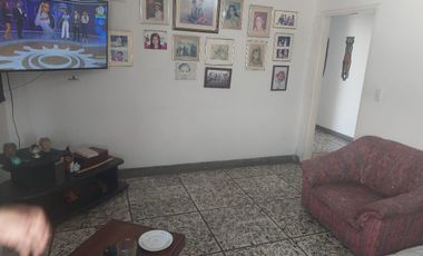 VENTA APTO PISO 23- TORRE ARISTI - EXCELENTE Y HERMOSA VISTA.