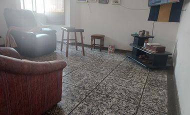 VENTA APTO PISO 23- TORRE ARISTI - EXCELENTE Y HERMOSA VISTA.