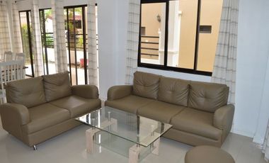 Fully furnished house with a beautiful sea view and mountain view in a safe subdivision in Minglanilla