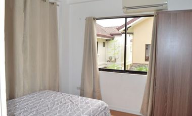 Fully furnished house with a beautiful sea view and mountain view in a safe subdivision in Minglanilla