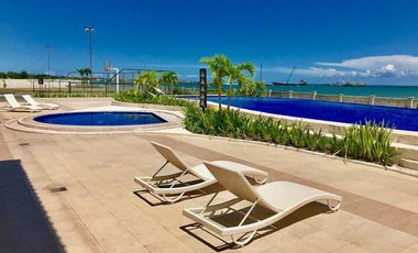 Fully furnished house with a beautiful sea view and mountain view in a safe subdivision in Minglanilla