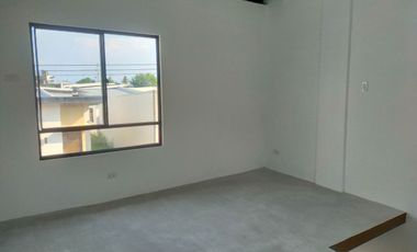 7.5% Discount, 2.5% Downpayment payable in 3 months for Ready For Occupancy Townhouse Unit @ Amaia Scapes Bauan