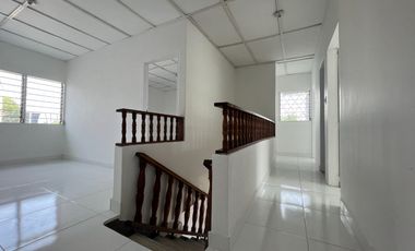 Hermosa Casa EN ARRIENDO