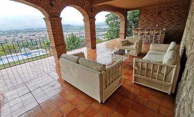 EMILIANO ZAPATA MORELOS VENDE HERMOSA CASA