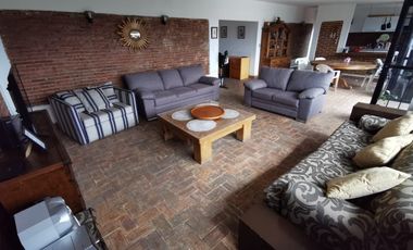 EMILIANO ZAPATA MORELOS VENDE HERMOSA CASA