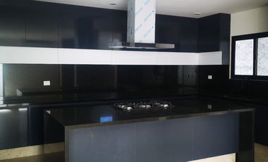 RENTO CASA DE 4 RECAMARAS TODAS CON BAÑO EN LA CAPIÑA DEL BOSQUE EN LEON GTO