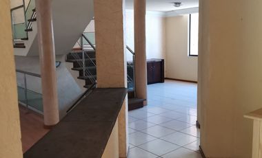 VENTA DE CASA EN RESIDENCIAL CUMBRES DE MORELIA