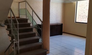 VENTA DE CASA EN RESIDENCIAL CUMBRES DE MORELIA