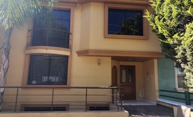 VENTA DE CASA EN RESIDENCIAL CUMBRES DE MORELIA