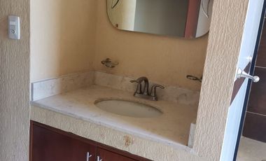 VENTA DE CASA EN RESIDENCIAL CUMBRES DE MORELIA