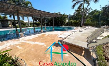 Casa de 2 Niveles con 4 Recámaras, Terrazas y Estacionamiento