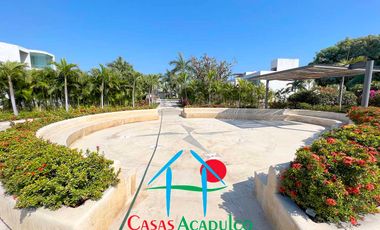 Casa de 2 Niveles con 4 Recámaras, Terrazas y Estacionamiento