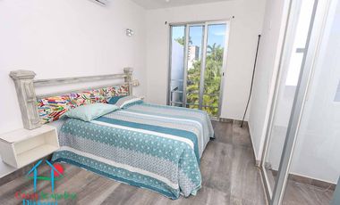 Casa de 2 Niveles con 4 Recámaras, Terrazas y Estacionamiento