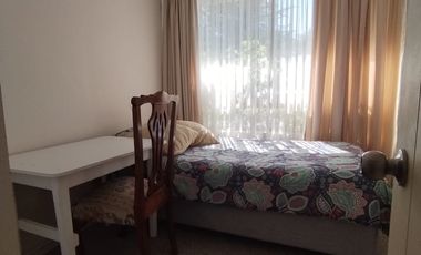 Arrienda Depto Amoblado + Gasto común, 2 D, principal en suite + terraza, cocina independiente en San Pedro de la Paz