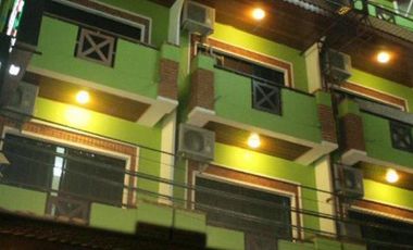 Pattaya Beach 32 Room Hotel/Bar/Restaurant