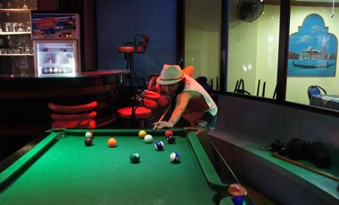 Pattaya Beach 32 Room Hotel/Bar/Restaurant