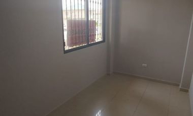 Samborondon, Se renta linda casa de 4 dormitorios con piscina