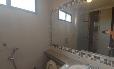 Samborondon, Se renta linda casa de 4 dormitorios con piscina