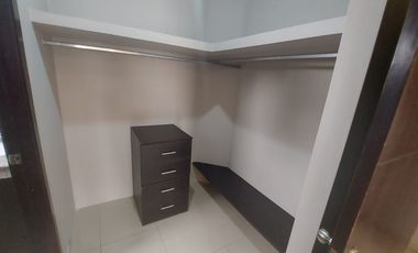 Samborondon, Se renta linda casa de 4 dormitorios con piscina