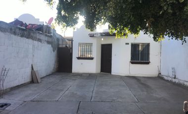 Se vende casa en Valle Bonito/Villas de Cortés