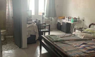 EBZ - FOR SALE: 2 Bedroom House in Brgy. Bangkal, Makati